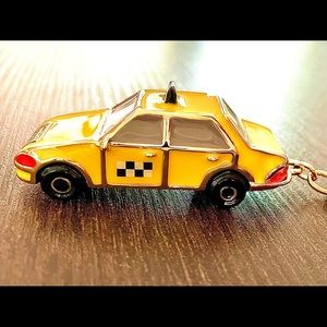 Kate spade taxi keychain